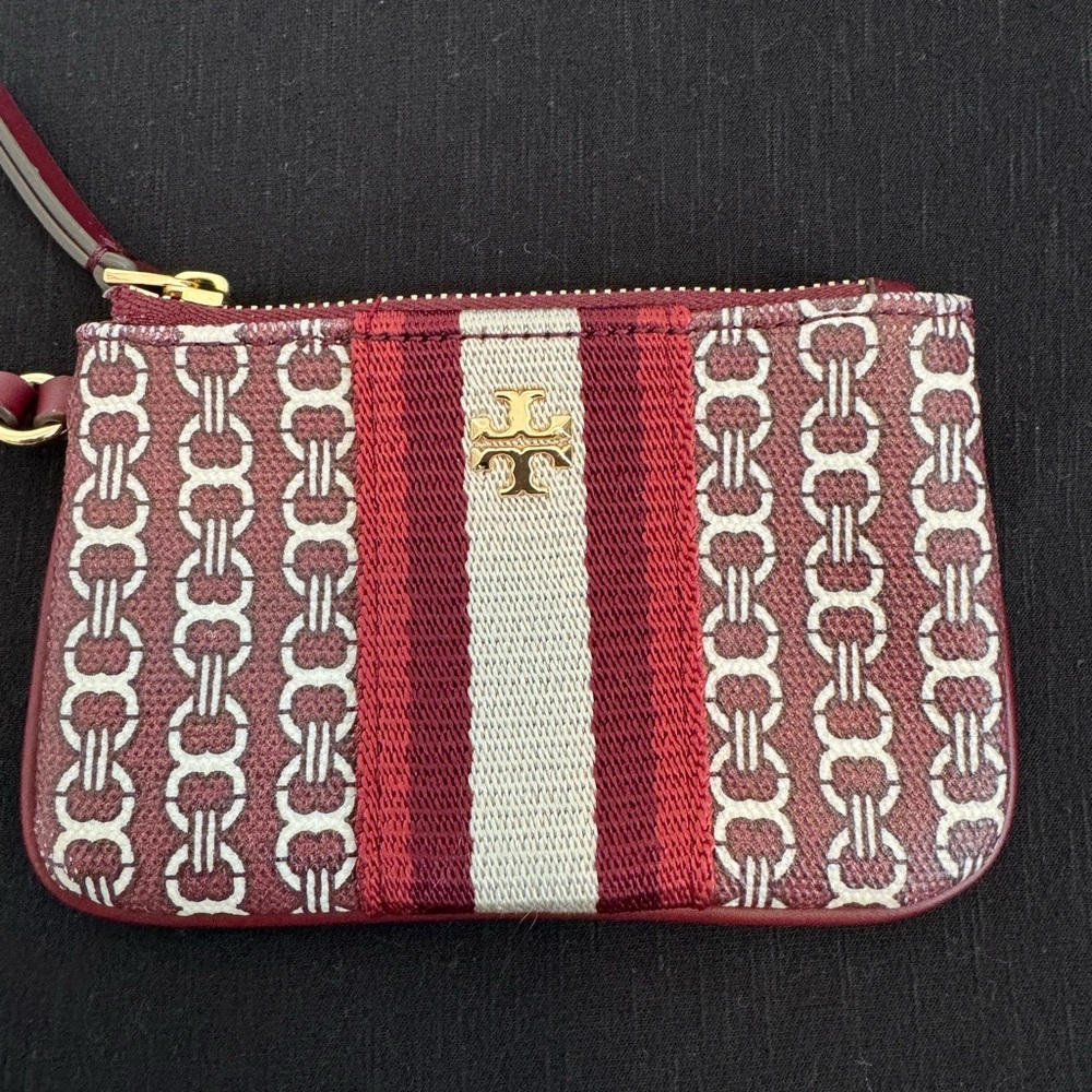 Tory Burch wallet with key rings